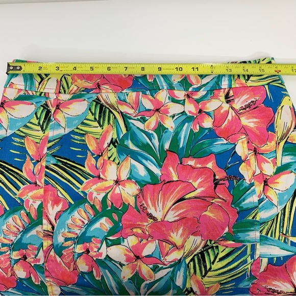 Loft Ann Taylor Colorful Floral Lightweight Denim Stretch Pencil Skirt Size 8 - Picture 13 of 15